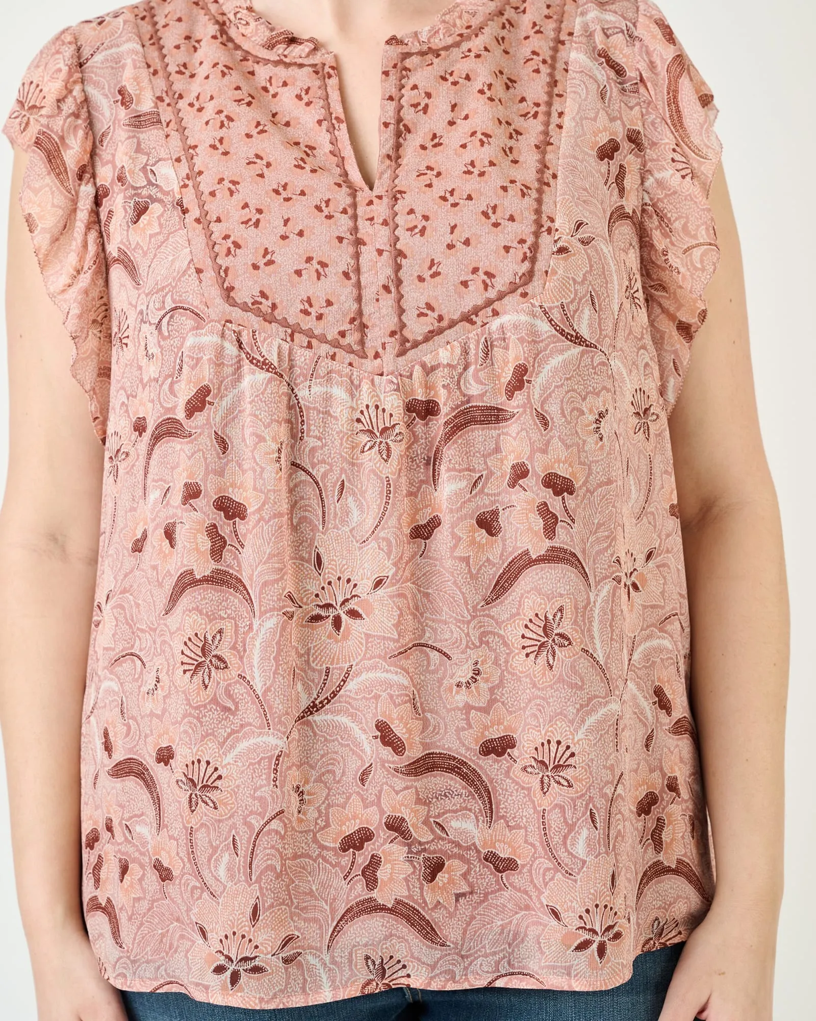 Adalyn Ruffle Sleeve Top | N677 Lt. Grape