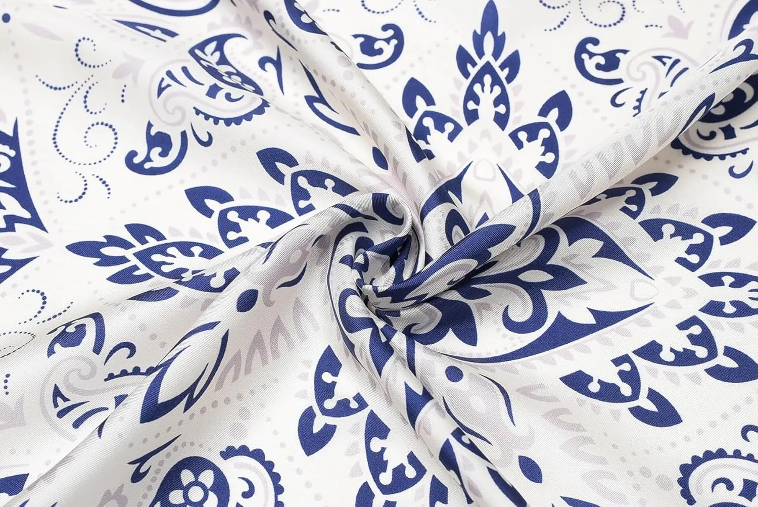 Men 100 Silk Square Scarf 26"x26" Twill Neck Scarves Wrap Business Casual Breathable Lightweight Paisley