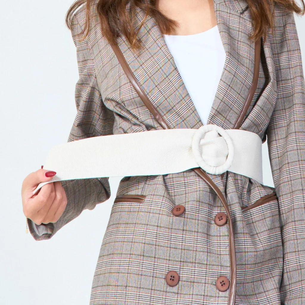 Stylish faux leather belt with round buckle wholesale