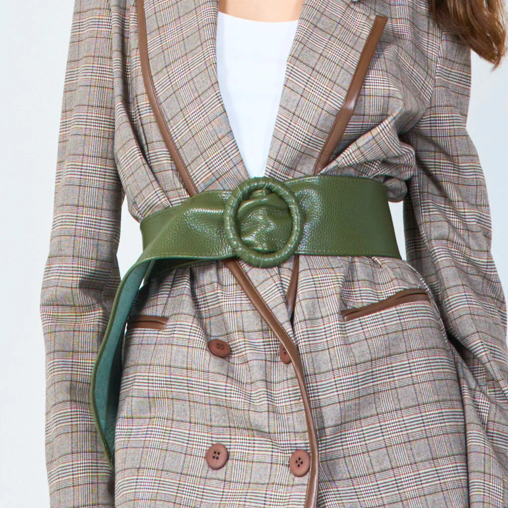 Stylish faux leather belt with round buckle wholesale