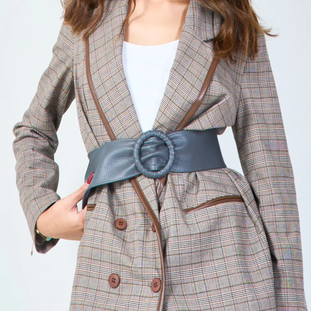 Stylish faux leather belt with round buckle wholesale